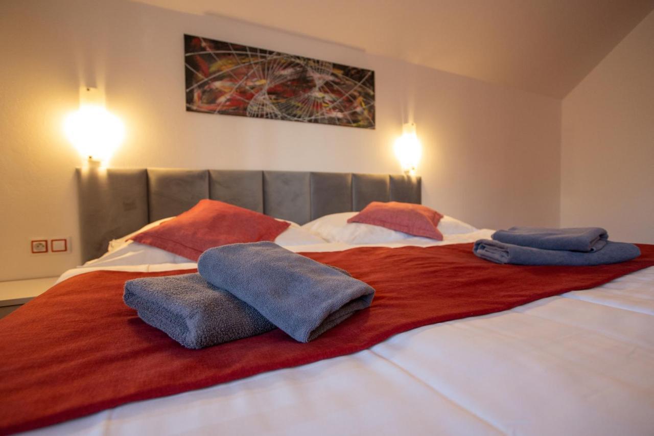 Hotel Wellness & Restaurant U Fandy à Lhotka  Extérieur photo